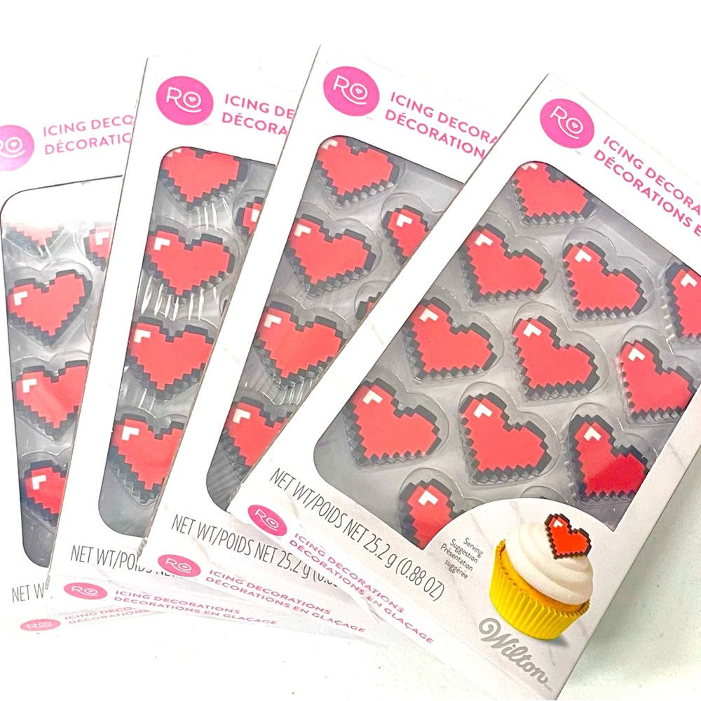 Wilton Pixel Heart Icing Decorations - Red and White